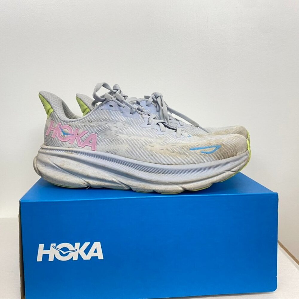 Hoka Clifton 9 Running Sneakers
